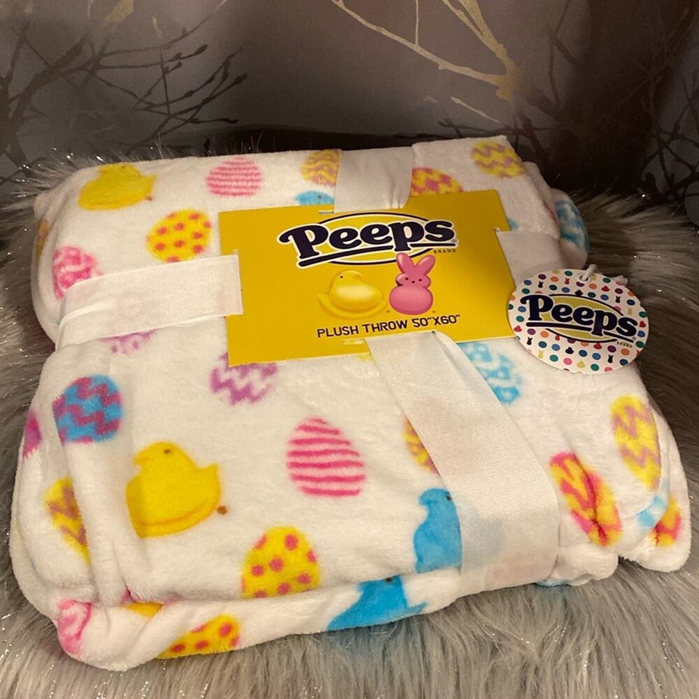 BNWT PEEPS Easter Bunny and Egg Plush Throw Blanket 50x60